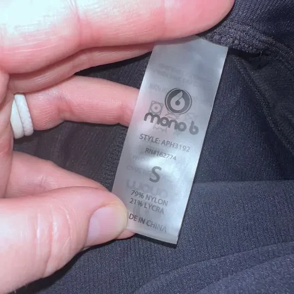 Mono B Ribbed Seamless Highwaist Leggings - Size Small - Picture 3 of 5